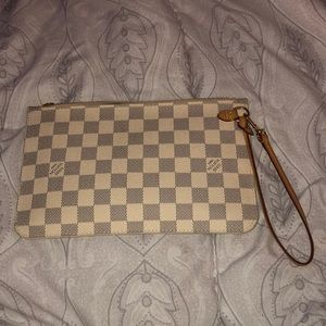 Louis Vuitton Damier Azur Neverfull Mm Pochette